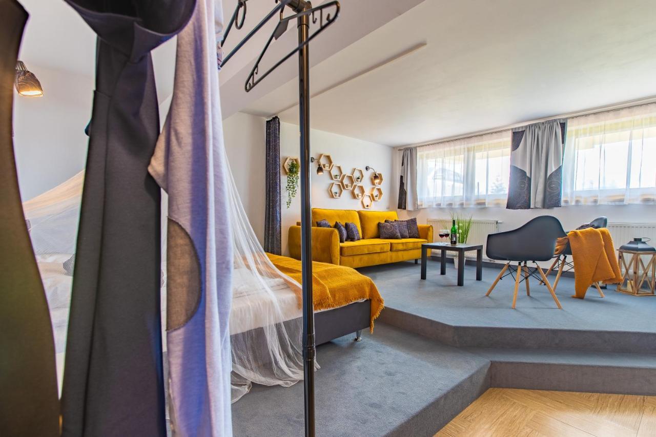 Tybet Domki I Apartamenty Bukowina Tatrzańska Extérieur photo